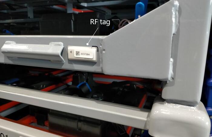 Aisin_DX_Logistics_part2_RFtag.JPG