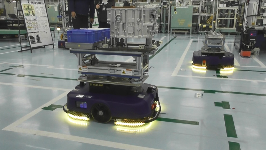 Aisin_logistics_DX_AGV.png